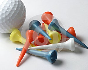 Golfball and tees