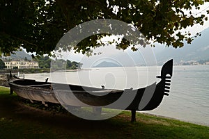 Gondola in the gardens of Villa Melzi in Bellagio.