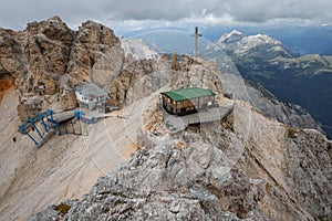 Un ascensore sul gruppo dolomiti 