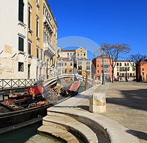 Gondolas (Venice, Italy) photo