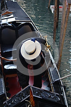 Gondoliers hat