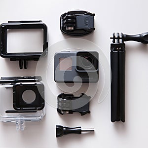 GoPro HERO 5 action camera, accessories top view