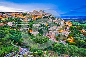 Gordes, Provence in France photo