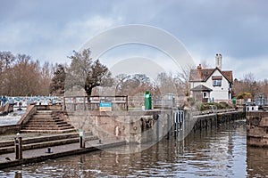 Goring and Streatley Bridges, village of southwest England