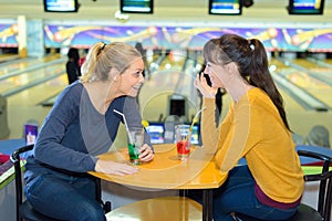 Gossip in bowling center