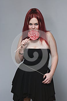 Goth rock red hair chick - lollipop