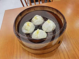 Gourmet China Northern Chinese Shanghainese Cuisine Crab Xiao Long Bao Eggs Crabs Pork Soup Dumplings Siu Long Bao Steam Bun Bread