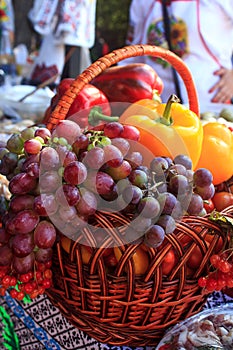 Gourmet, closeup, detox, fruits and vegetables, antioxidant, meal, colorful, grape, vegan, eating, wooden, autumn, vegetable, plan