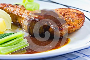 Gourmet grilled steak (marinated rib of pork)