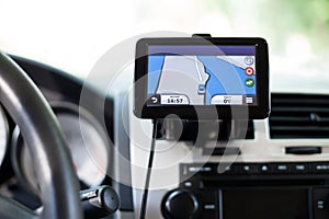 Gps auto navigator device