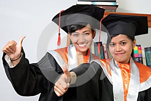 Graduation thumb up