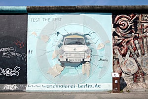 Graffiti at East side Gallery, Berlin
