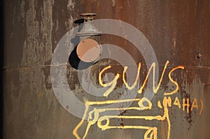Graffiti: GUNS Haha