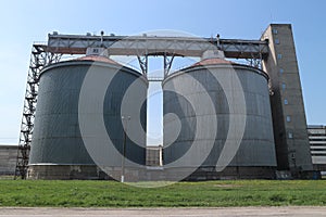 Grain elevators: agriculture industrial plant