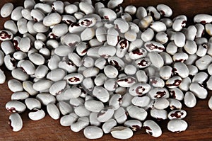 Grains of red and white dry beans