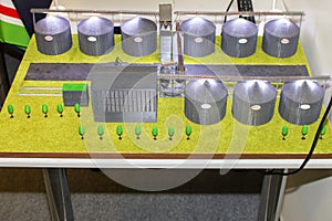 The granary model printed on the 3D printer.