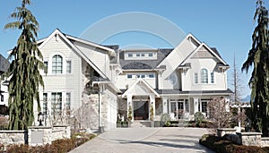 Grand Expensive Country Farmhouse Mansion New White Home House Vancouver Canada photo