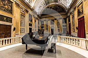 Grand Piano