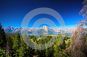 Grand Teton mountain range, Jackson Lake, Grand Teton National Park, USA