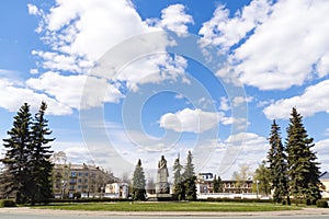 Granitic statue of Lenin on centre of circle square