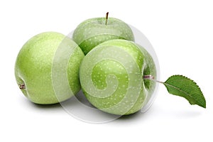 Granny smith apples and leaf isolated