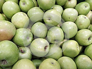 Granny smith green apples. Raw fruit background. Top view