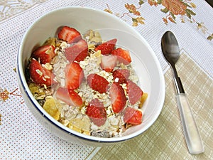 Granola and strawberries