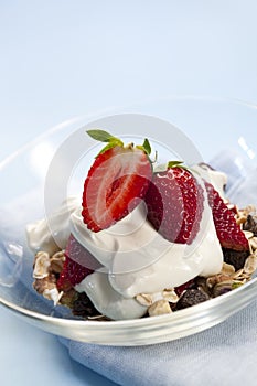 Granola with Strawberries and Yogurt