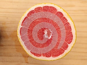 A grapefruit cutted in half