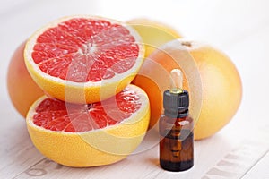 Grapefruit essential oil photo
