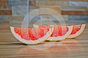 Grapefruit Wedges