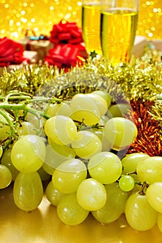 Grapes, champagne and gifts