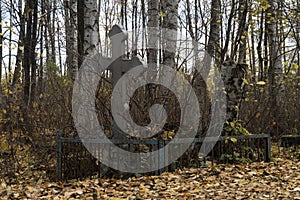 Graphic resources background image of an old abandoned cemetery in the fall