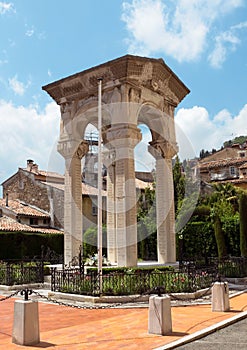 Grasse - Monument Grasse people