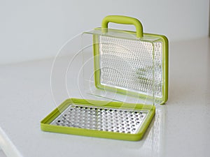 Grater plastic grind food green