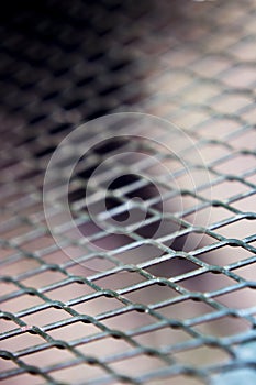 Grating with defocused rhombus shaped background