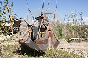 Gravel pit sorting facility