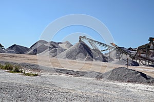 Gravel plant with heaps of gravel