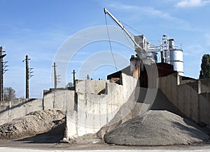 Gravel plant