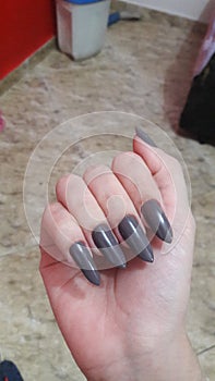 Gray nails