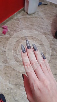 Gray nails