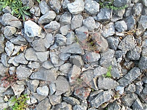 gray pebbles as backfilling