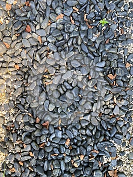 gray pebbles as backfilling