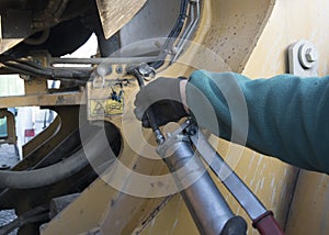Grease gun as a tool for lubrication