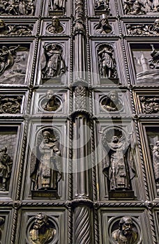 Great north door in Isaac cathedral - Saint Petersburg, Russia