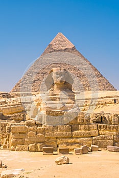 Great Sphinx of Giza and whence the pyramids of Giza, Cairo, Egypt