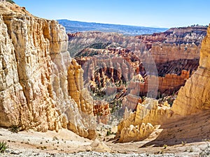 Great spires carved away by erosion in Bryce Canyon National Par