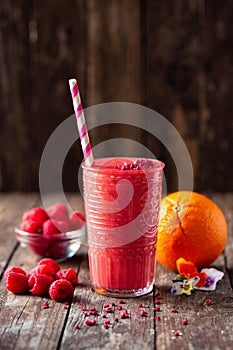 Great tasting sourly-sweet fresh smoothie packed with healthy ingredients