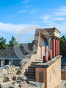 Greece, Crete, side view, vertical, Knossos palace dates from 1900BC, architectural and archaeological site