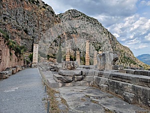 greece delphi appolo temple columns ancient